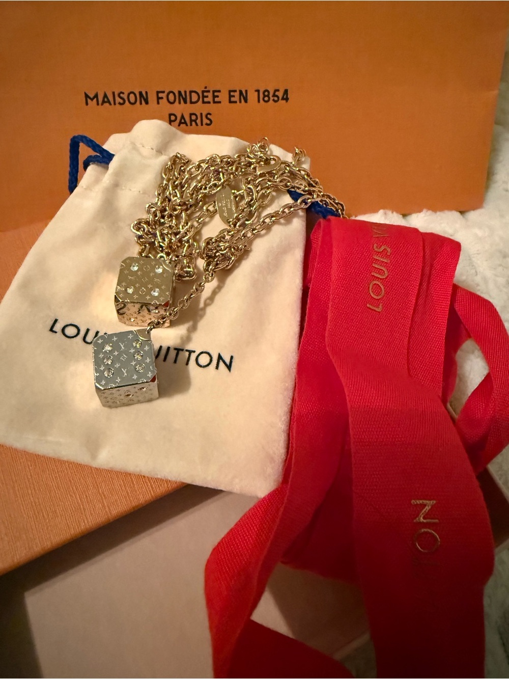 🔥Louis Vuitton Luckygram Crystal Dice Pendant Necklace Collectible🔥